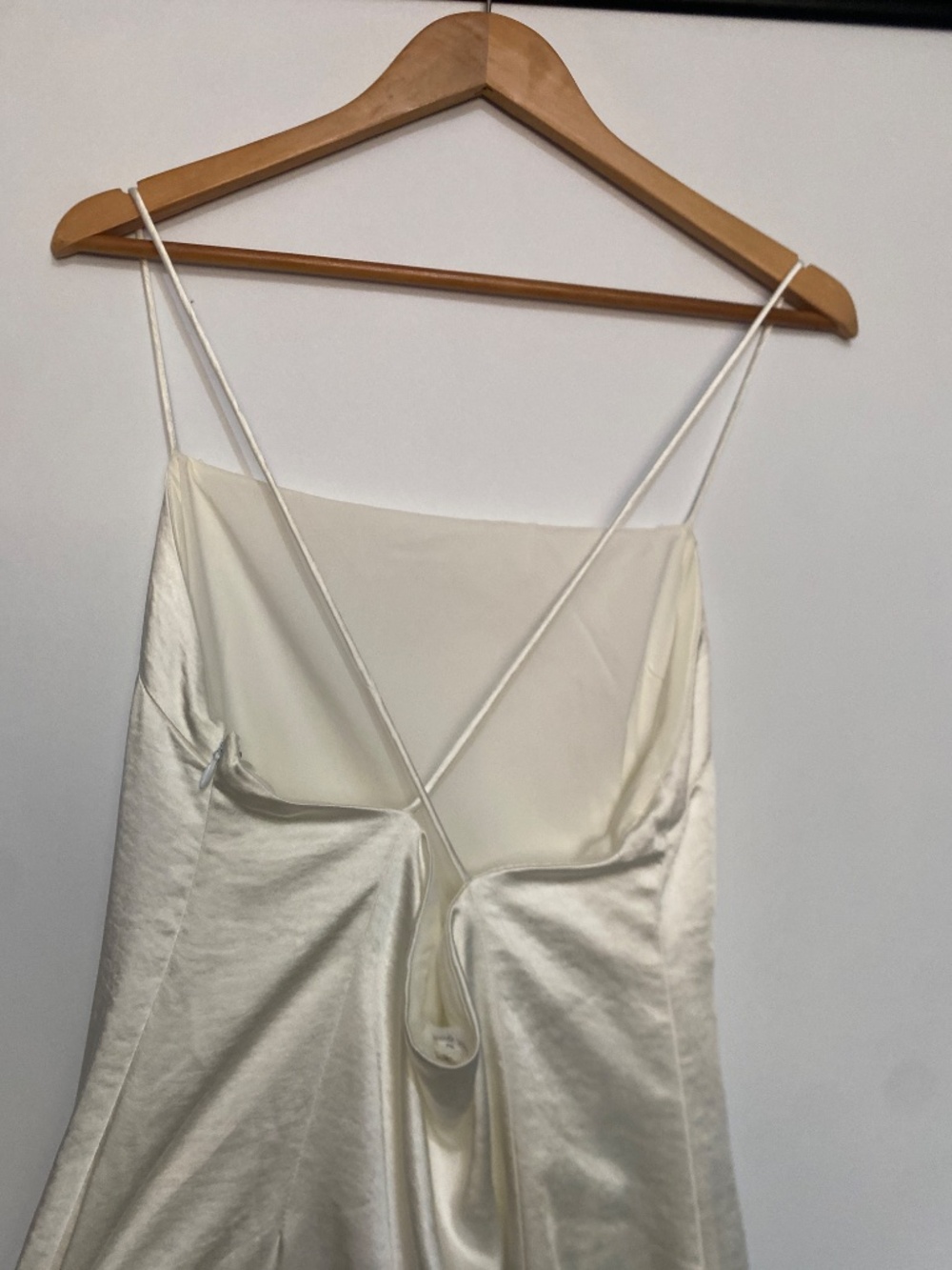 Superdown L Satin Slip Dress - Picture 4 of 10